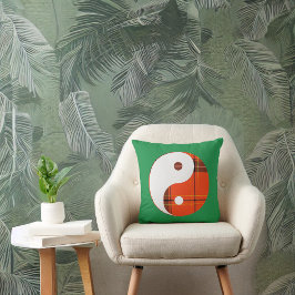 Rot Kariert und Weiß Yin Yang auf Green Kissen