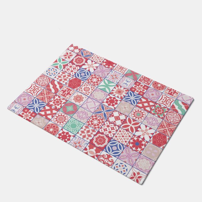 Rot-marokkanische Fliese Fußmatte (Schrägansicht)