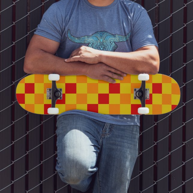 Rot Orange Gelb Karomuster Design  Skateboard (Außenbereich 3)