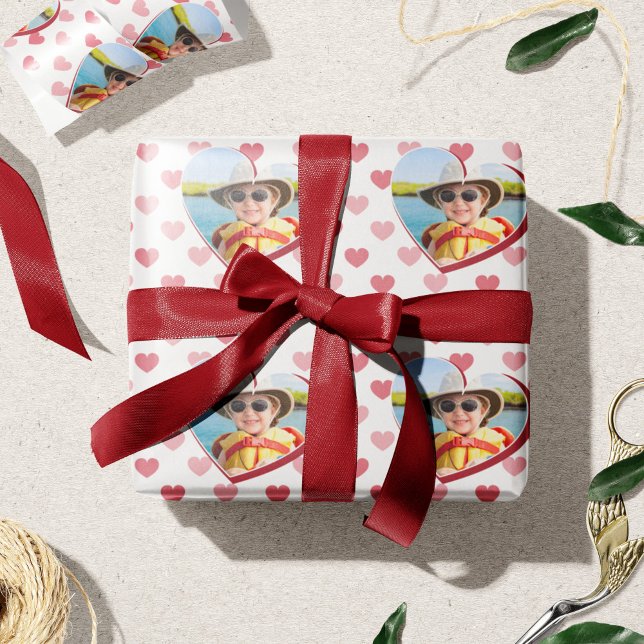 Rot + rosa Herzmuster mit Foto Valentinstag Geschenkpapier (Von Creator hochgeladen)