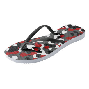 Rot, Schwarz, Grau und weißes Camouflage-Abstrakt Flip Flops