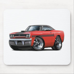 Rot-Schwarzes Spitzenauto 1970 Plymouths GTX Mousepad