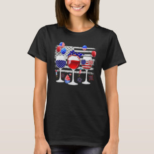 Rot Weiß Blau Drei Weingläser Amerikanische Flagge T-Shirt