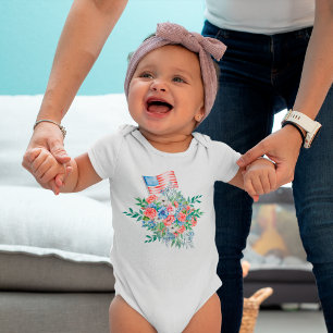 Rot Weiße und Blaue Blumen Patriotischer 4. Juli Baby Strampler
