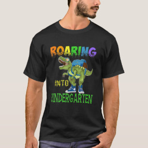 Rotation in den Kindergarten Dinosaurier, um zurüc T-Shirt