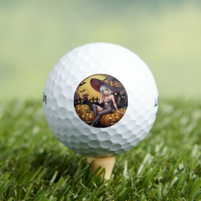 Rote Augenröhre auf Jack-O-Lantern Golfball (Insitu T-Shirt)