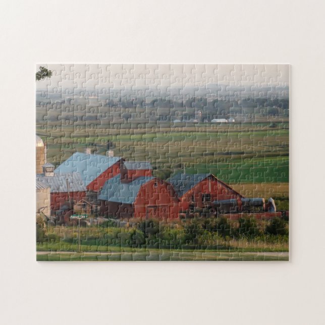 Rote Barnen Landschaftsbild im Mittleren Westen (Horizontal)
