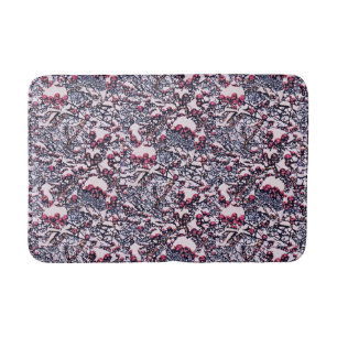 Rote Beeren und Schnee. Badematte
