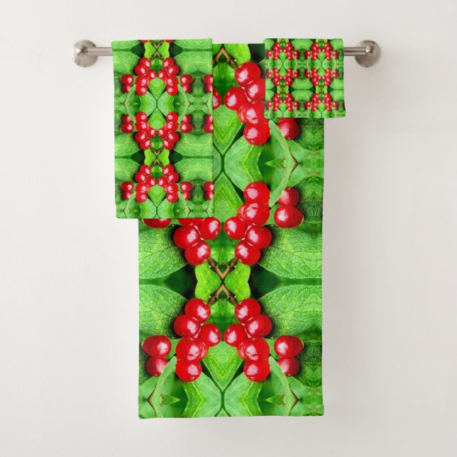 Rote Berries mit Abstrakter Raindrops Badhandtuch Set (Insitu)