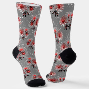 Rote Blume auf grau Socken