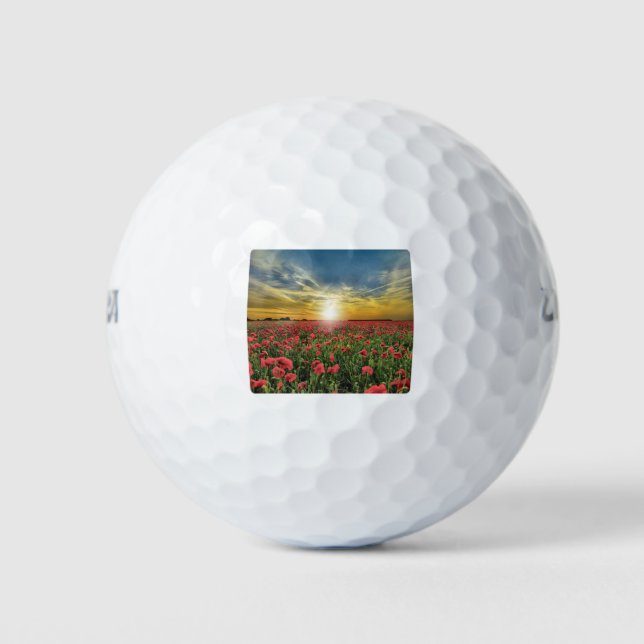 Rote Blume bei Sonnenuntergang Golfball (Vorderseite)