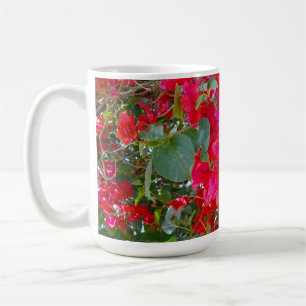Rote Blüten: Tanz der roten Bougainvillea Kaffeetasse