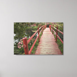 Rote Brücke über Teich, Magnolia Plantation, Leinwanddruck