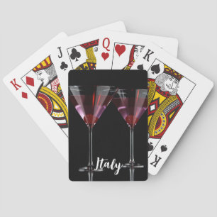 Rote Cocktails in Martini Glas mit Kirsche Spielkarten
