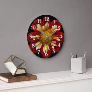 Rote Collarette-Dahlie auf schwarzem Blumenmuster Große Wanduhr