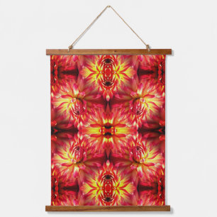 Rote Dahlien-Blumen-Abstract-Natur-Muster  Wandteppich Mit Holzrahmen