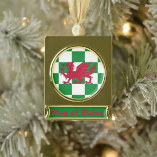 Rote Drachenflagge: Grün karierte keltische Wales Banner-Ornament Gold