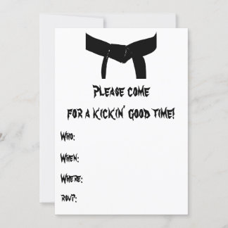 Rote Einladung zur Geburtstagsparty der Kampfkunst