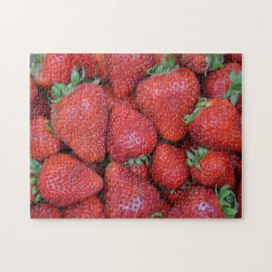 Rote Erdbeeren, frisch