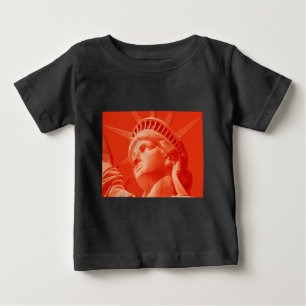 Rote Freiheitsstatue Baby T-shirt