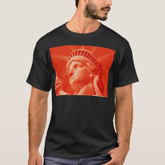 Rote Freiheitsstatue T-Shirt (Vorderseite)