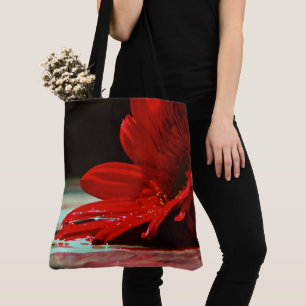 Rote Gänseblümchen-Gerbera-Blume Tasche