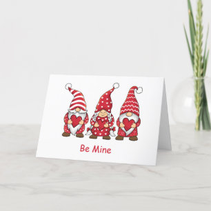 Rote Gnome mit Herzen personalisierter Valentinsta Feiertagskarte