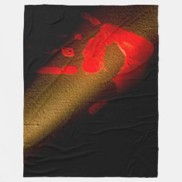 Rote Hand Fleecedecke