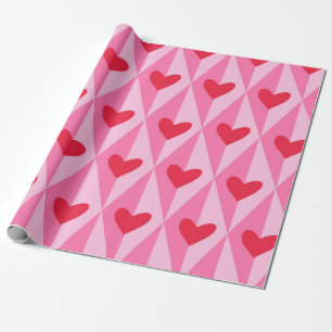 Rote Herzen auf Retro-geteilten rosa Diamanten Geschenkpapier