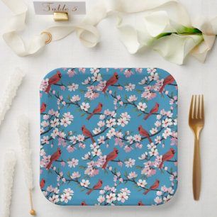 Rote Kardinäle und rosa Kirschblüten Blau Pappteller