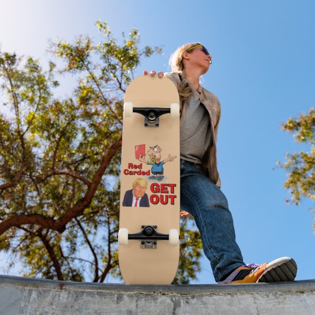 Rote Karte Skateboard (Außenbereich 1)