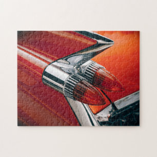 Rote Klassiker-Automobilflossen