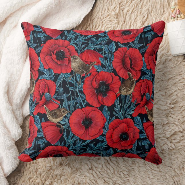 Rote Mohnblüten, blaue Blätter auf schwarz Kissen (Decke)