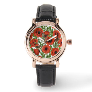 Rote Mohnblüten und Garne, grüne Blätter auf Weiß Armbanduhr