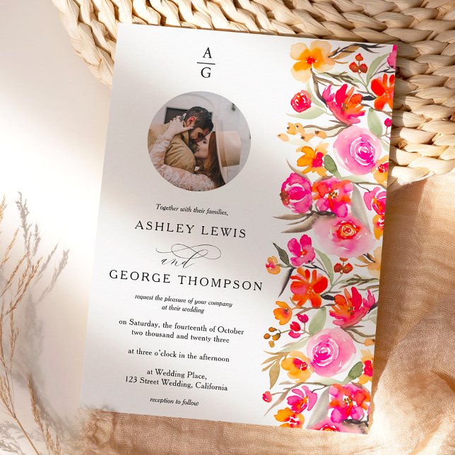 Rote orangefarbene Blumeninitialen Foto Hochzeit Einladung (Von Creator hochgeladen)