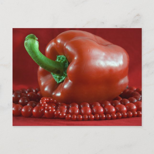 Rote Paprika und Perlen_2 Postkarte (Vorderseite)