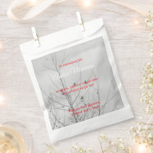 Rote Parastas-Geschenktüten