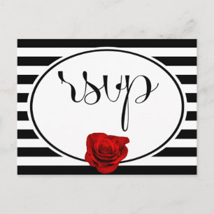 Rote Rose auf Schwarz-weißen Streifen mit RSVP-Kar Einladungspostkarte