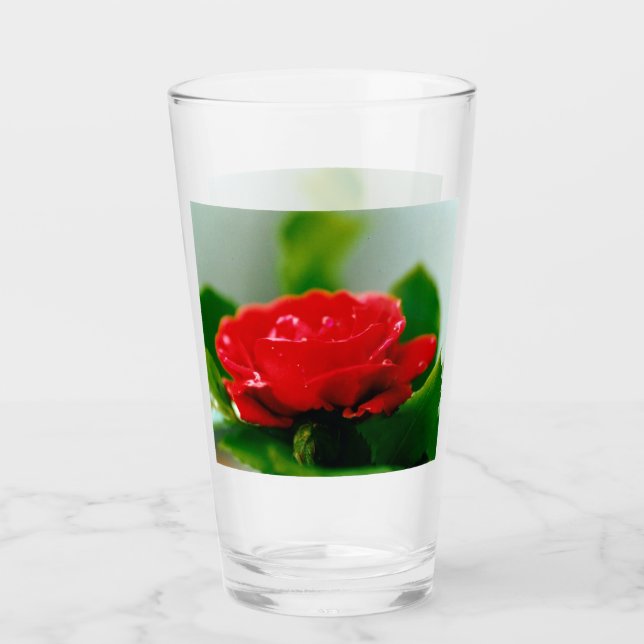 Rote Rose der Leidenschaft mit Taubstropfen Glas (Vorderseite)