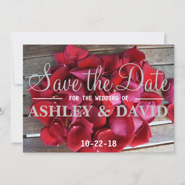 Rote Rose Petals Save the Date Karte (Vorderseite)