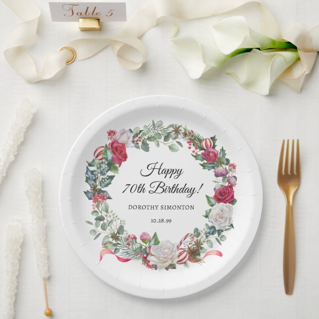 Rote Rose und Holly 70. Geburtstag Elegant Pappteller (Hochzeit)