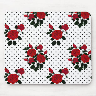 Rote Rosen auf einem Polka Dot Hintergrund. Mousepad