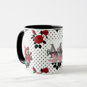 Rote Rosen auf einem Polka-Punkt-Hintergrund. Kaff Tasse