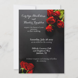 Rote Rosen auf schwarzer eleganter Hochzeit Einladung