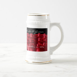 Rote Rosen Braut und Groom Hochzeitstag Stein Bierglas