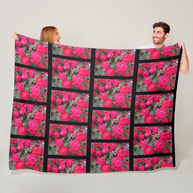 ROTE ROSEN FLEECE BLANKET (Beispiel)