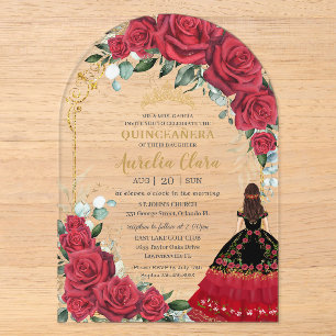 Rote Rosen Floral Schwarzer Charro Quinceañera Tor Acryleinladungen