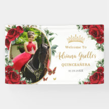 Rote Rosen Florale Schmetterlinge Quinceanera Foto