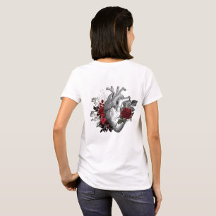 Rote Rosen mit Vintagem Herzen T-Shirt