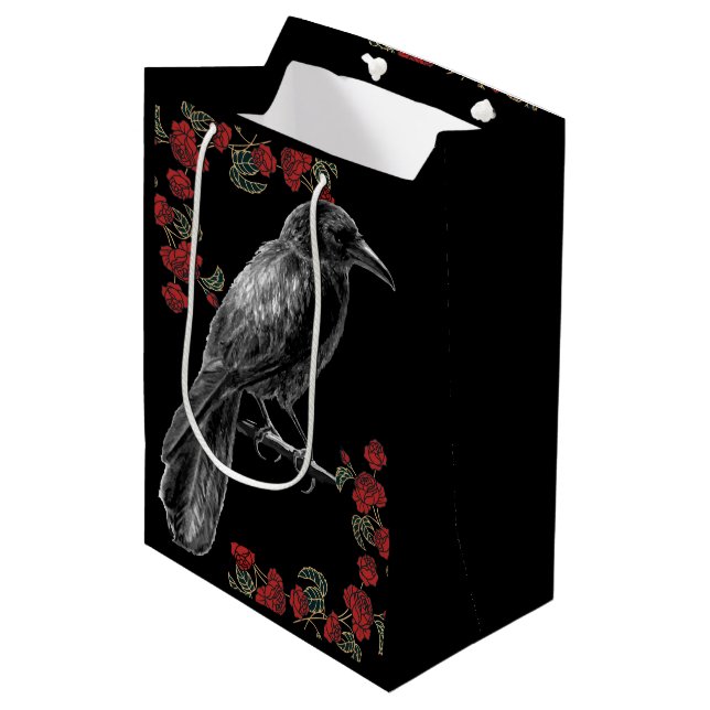 Rote Rosen und Schwarzvögel Mittlere Geschenktüte (Vorderseite Schrägansicht)